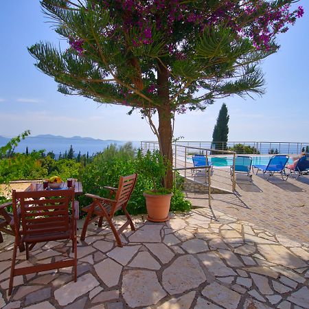 Studios Vrionis Panoramic Sunset Mesovounia  Exteriér fotografie